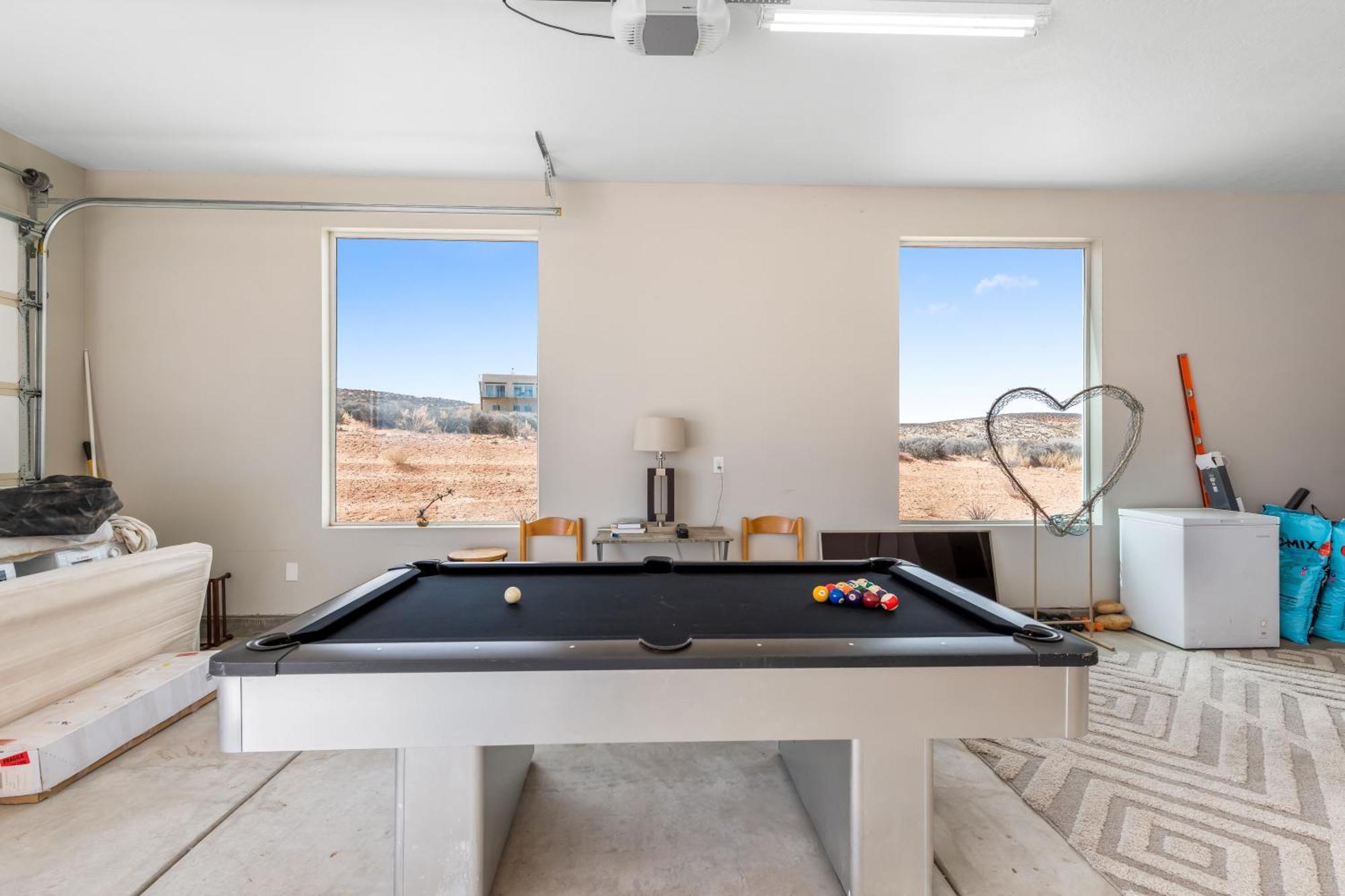 Page Arizona Border Town- Crimson Suite, Desert Canyon Getaway With Views